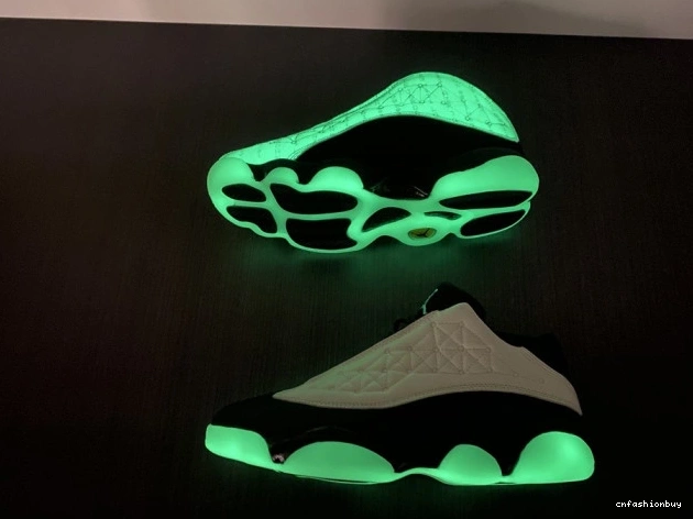 13 Air Single's Retro Jordan DM0803-300 (2021) Day Low 0811
